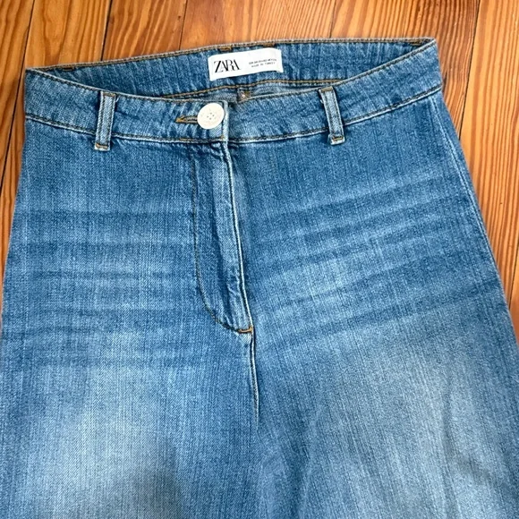 Zara high waist wide leg jeans size 2 - Picture 2 of 5
